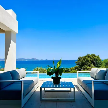 Onlysea Villa